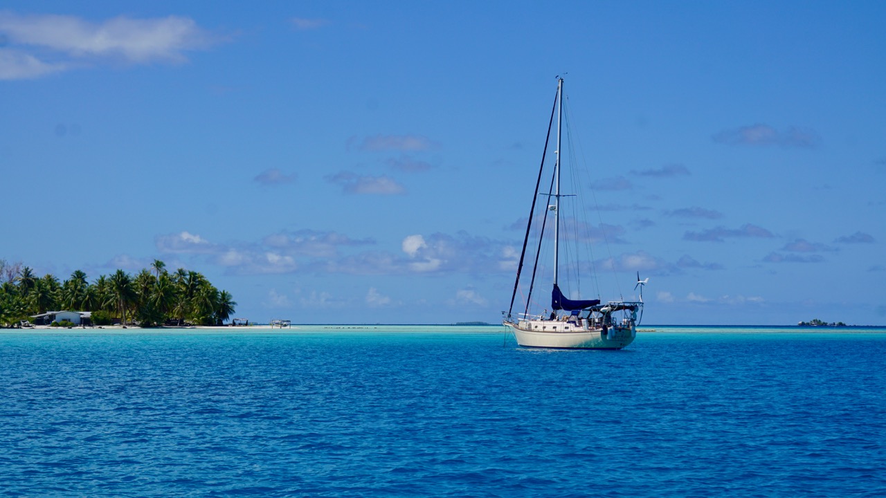 Now That’s an Atoll! Anchored in the Tuamotus – photo 5