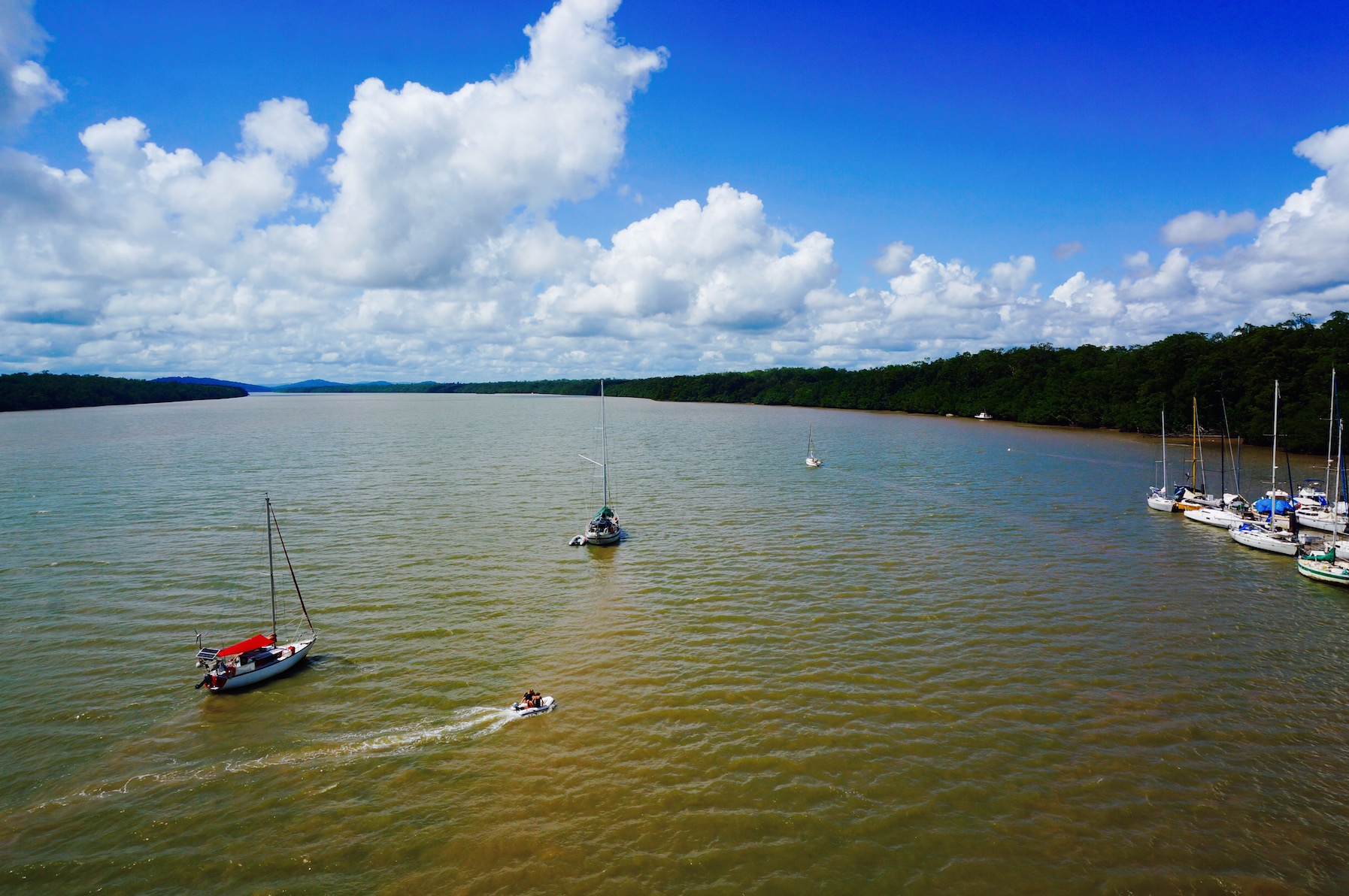 Life and Everyday Living Aboard a Yacht. South America – photo 7
