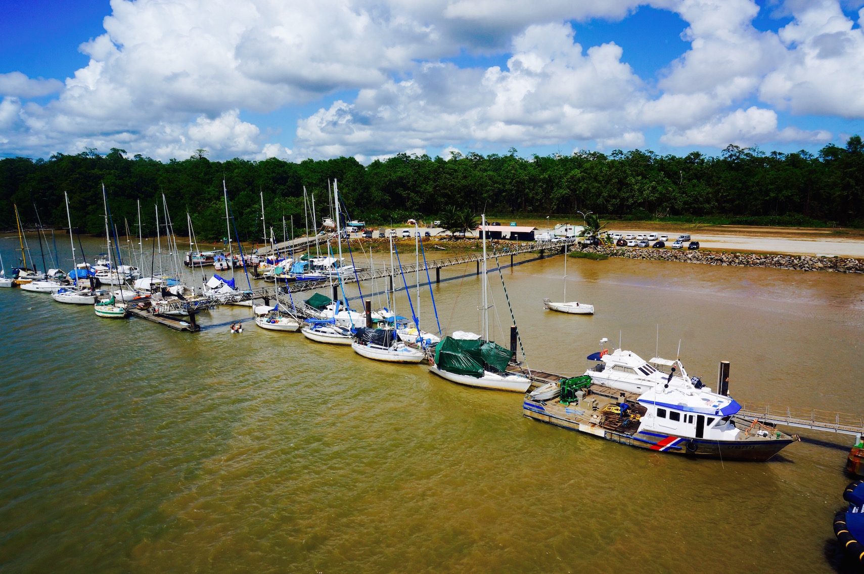 Life and Everyday Living Aboard a Yacht. South America – photo 6