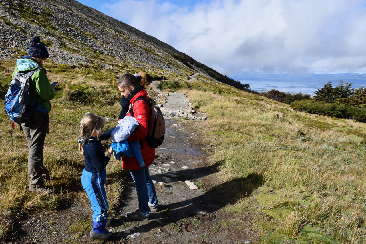 + Backpack – Wallet = Tierra del Fuego. Real Travellers’ Stories – photo 4