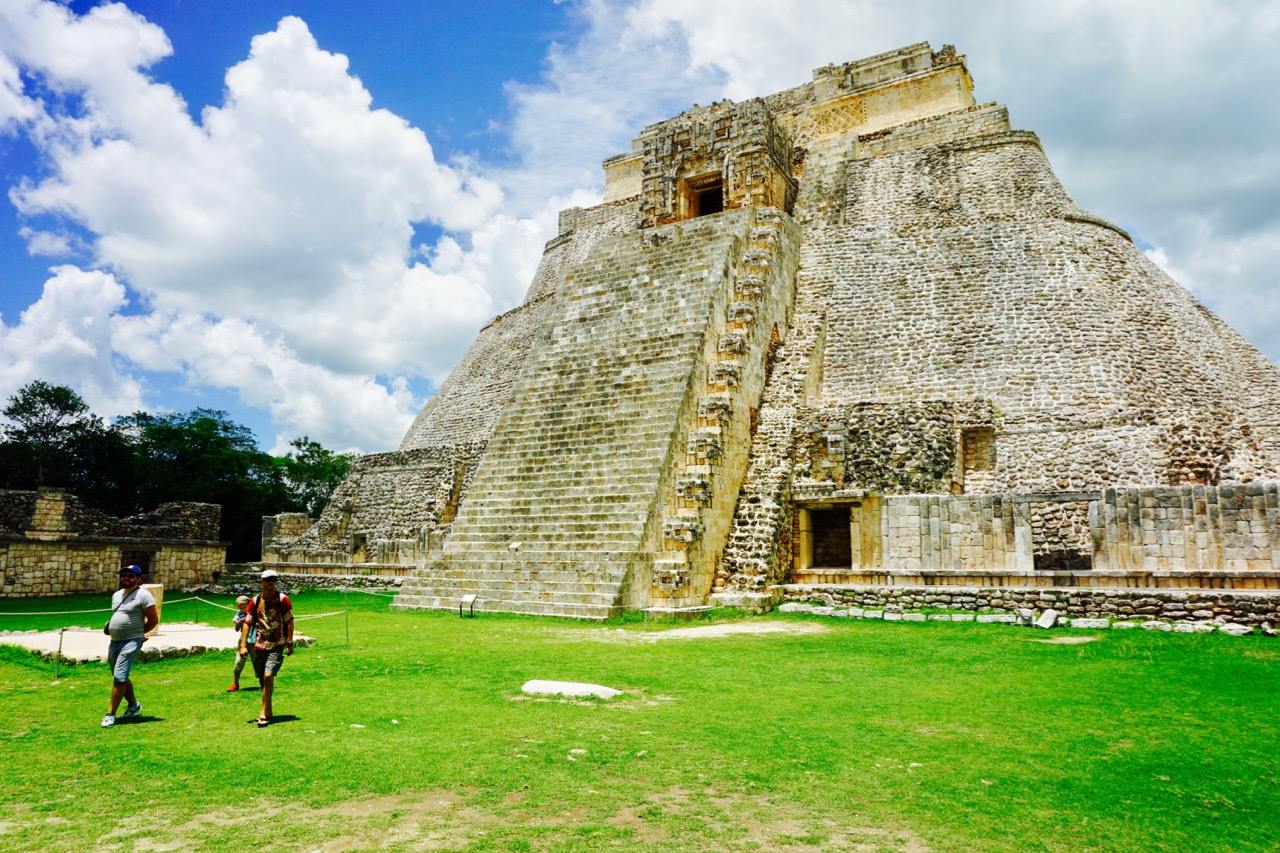 Road Trip to the Great Maya Pyramids — Chichén Itzá – photo 3